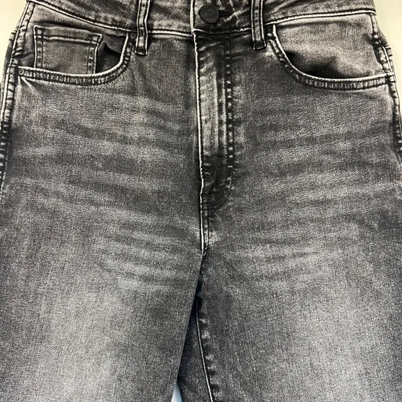 Kut from the Kloth straight leg Melissa Jeans - Picture 3 of 5